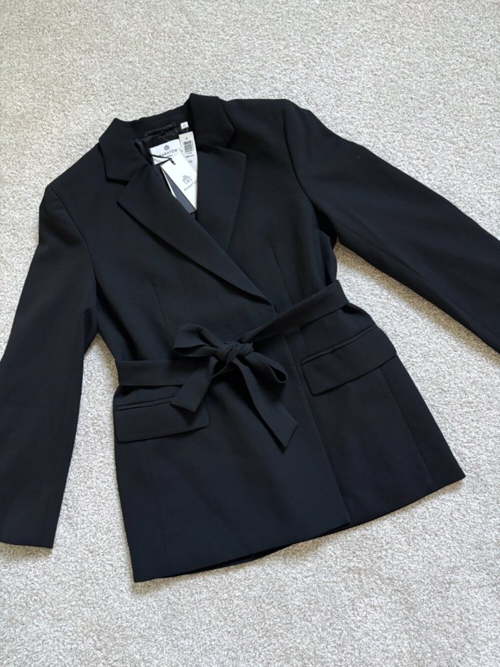 Aritzia Black Innovate Tie-Waist Blazer - NWT, 6 - Picture 2 of 5